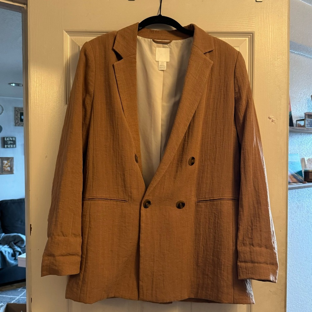 H&M Oversized Tan Blazer - size medium